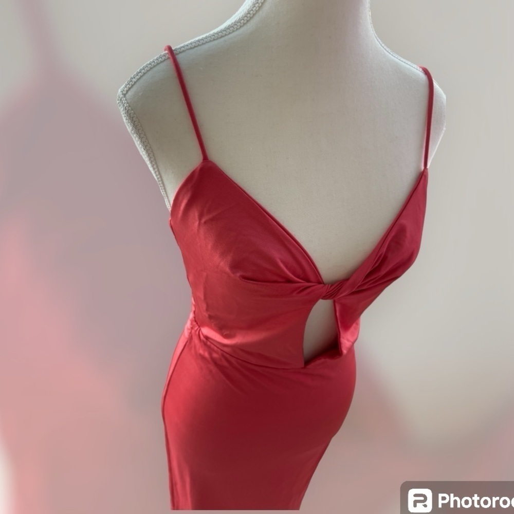NWT superdown Felly Twist Maxi Dress Coral S Keyhole Summer Beach Chic - Picture 8 of 11